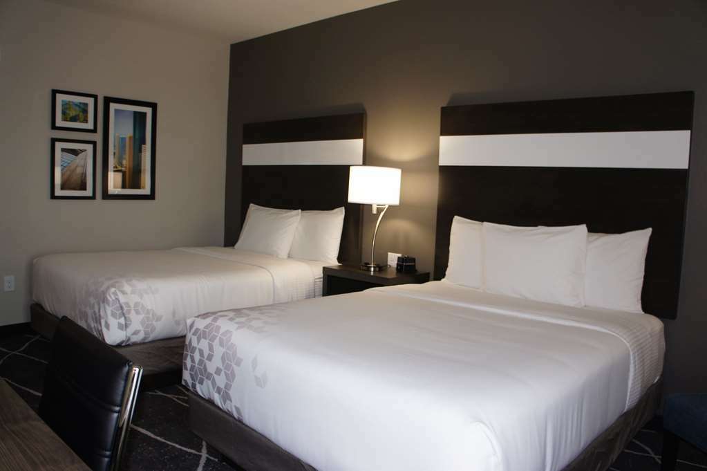 La Quinta Inn And Suites By Wyndham Houston Spring South Room photo